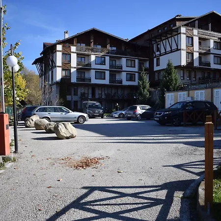 Apartament Life